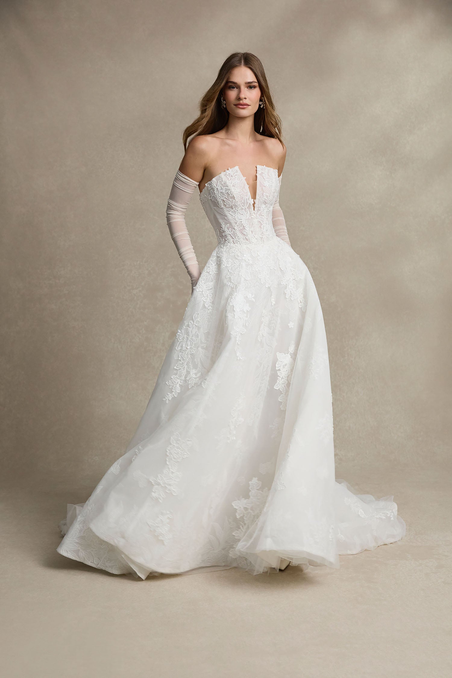 La Premiere White — Brady